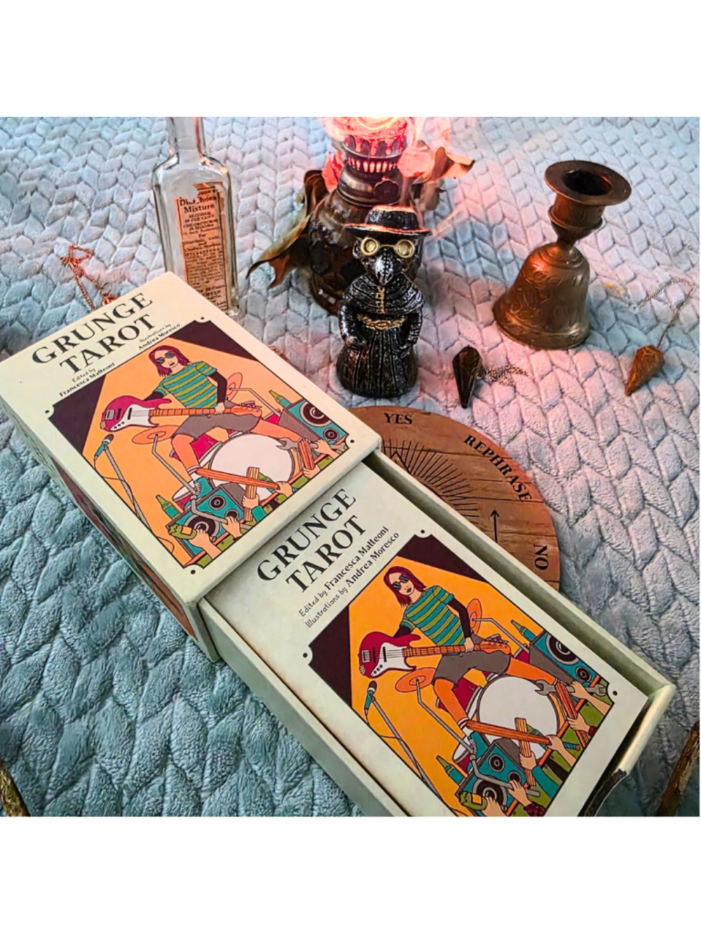 Grunge Tarot Deck, 90s Alternative Rock Music, Witchy Divination, Shadow Work Gu